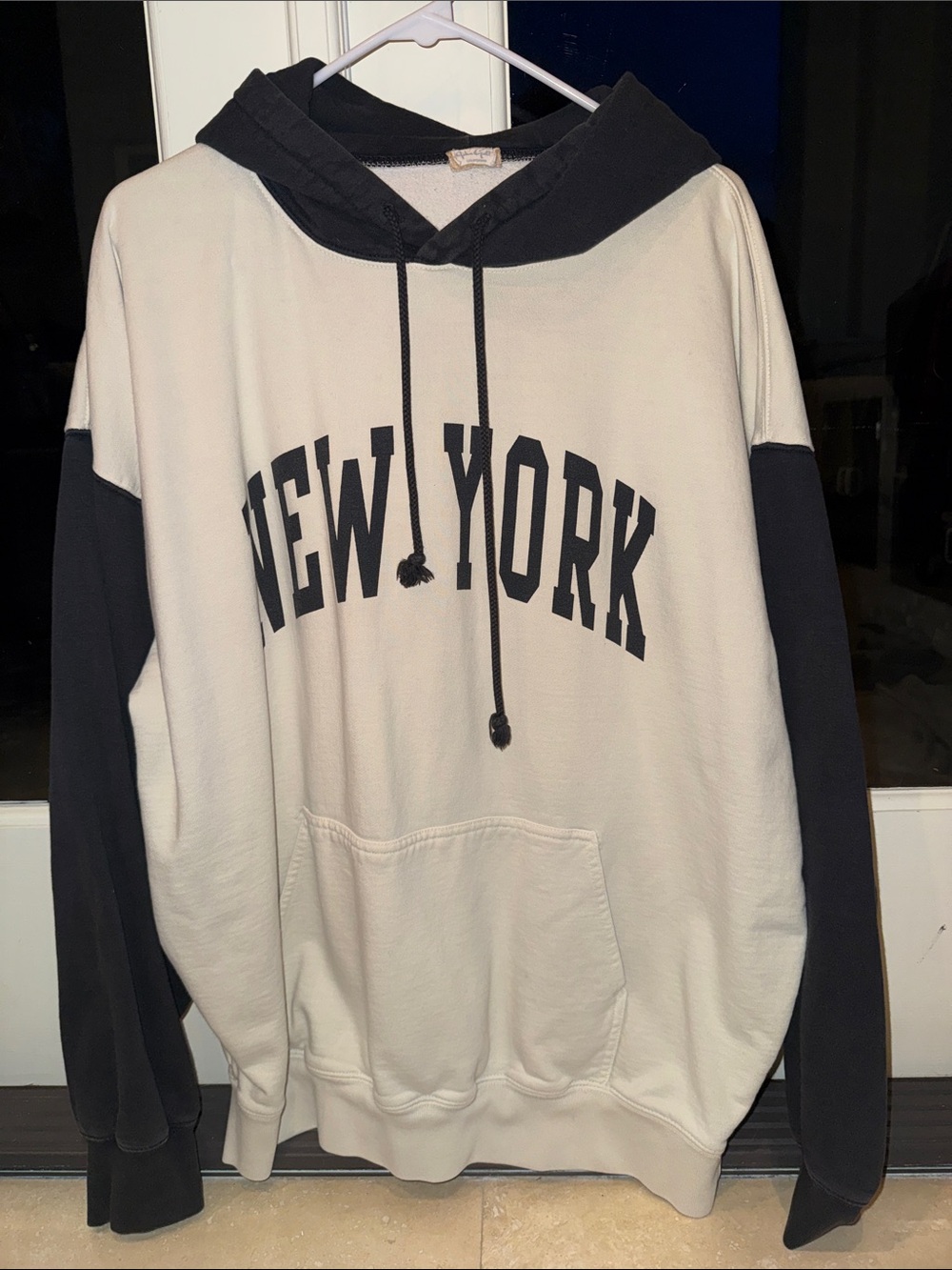 New York Two-Tone Pullover Hoodie - Cream & Black
